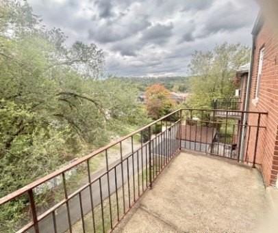 308 Lenox Ave #306-5 - Photo 7 of 10