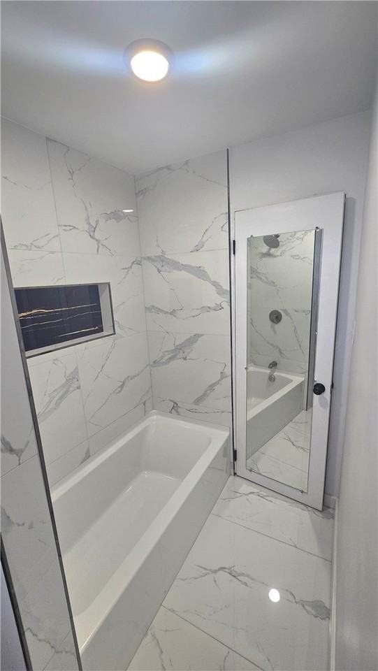 4560 Friendship Ave - Photo 6 of 20