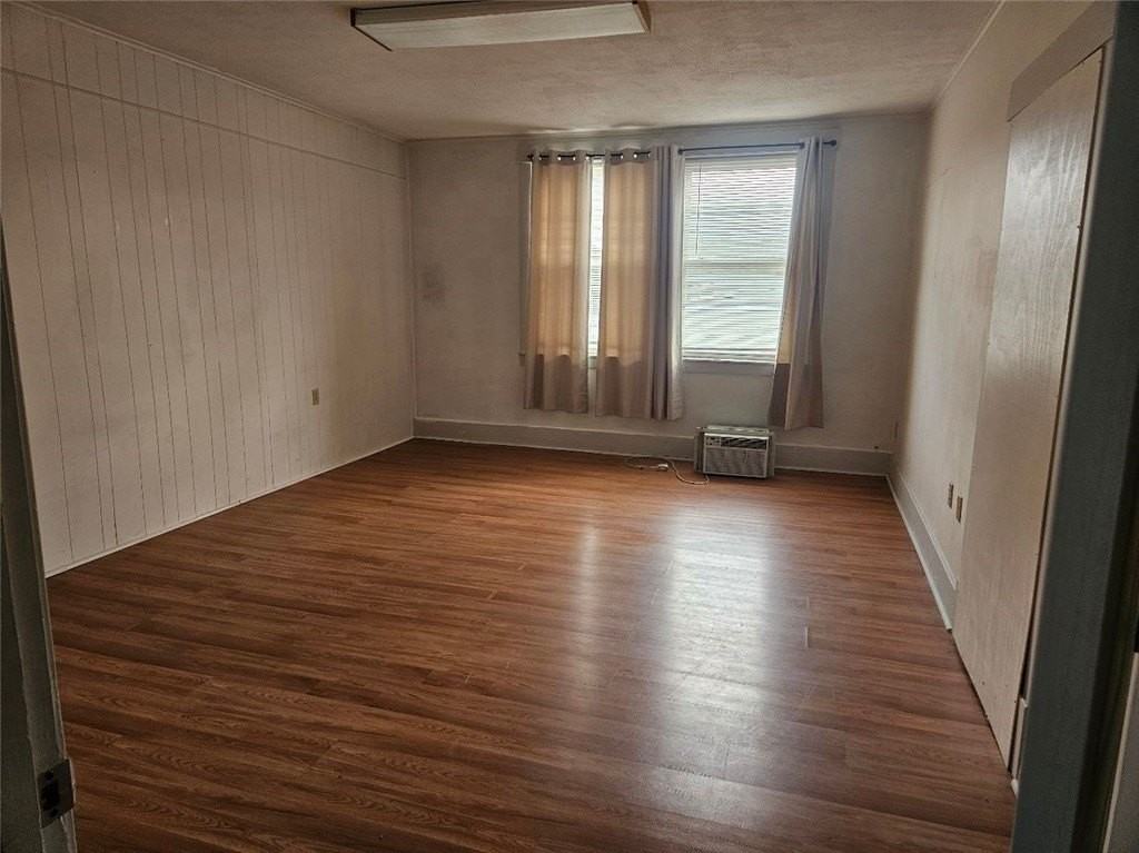 210 Bridge St 2nd Fl #A - Photo 3 of 5