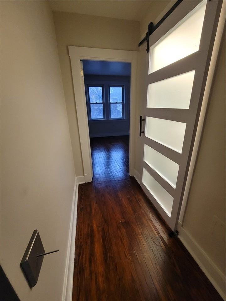 3568 Beechwood Blvd - Photo 7 of 17