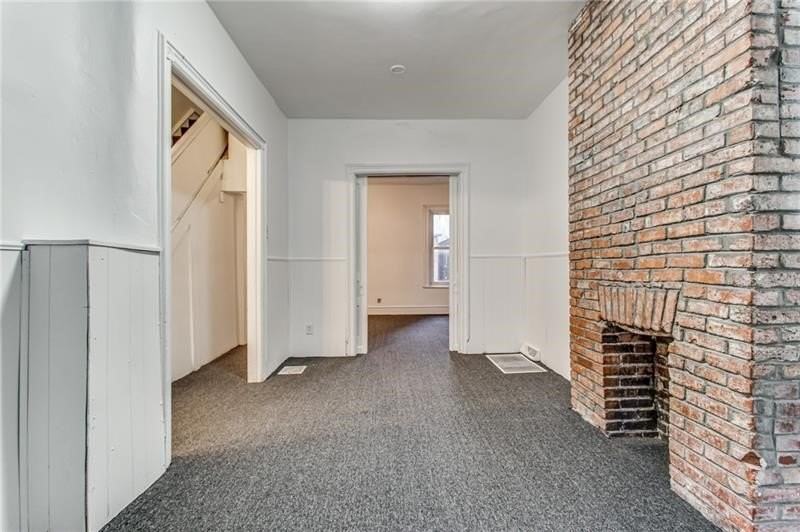 354 Ophelia St - Photo 5 of 28