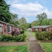 featured image of 1 Pennridge Ct #4