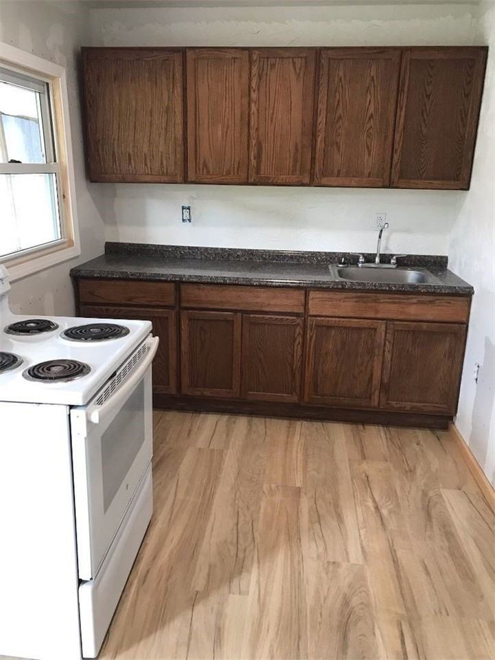 6126 Saltsburg Rd #E - Photo 2 of 7