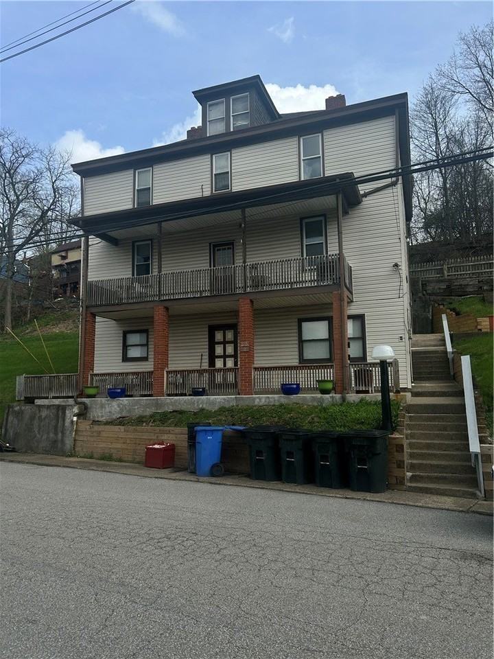 135 Union St - Photo 6 of 6