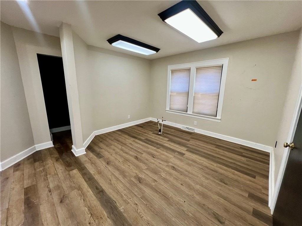 2 E Moody Ave - Photo 6 of 9