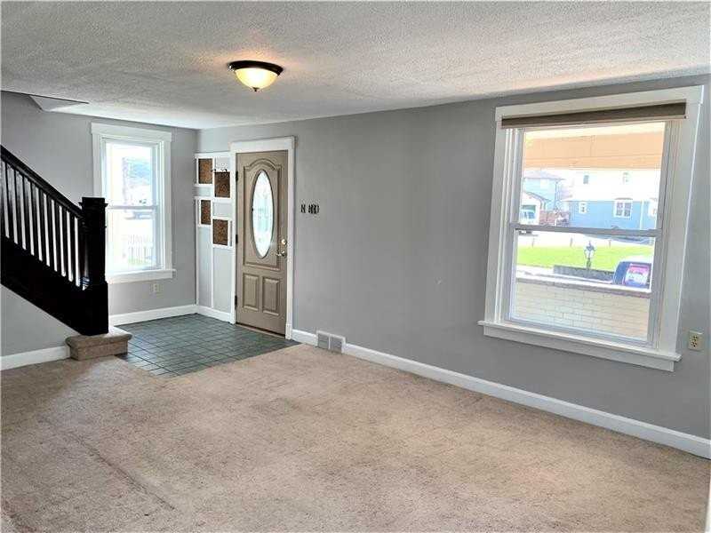 1459 4th St - Photo 6 of 27