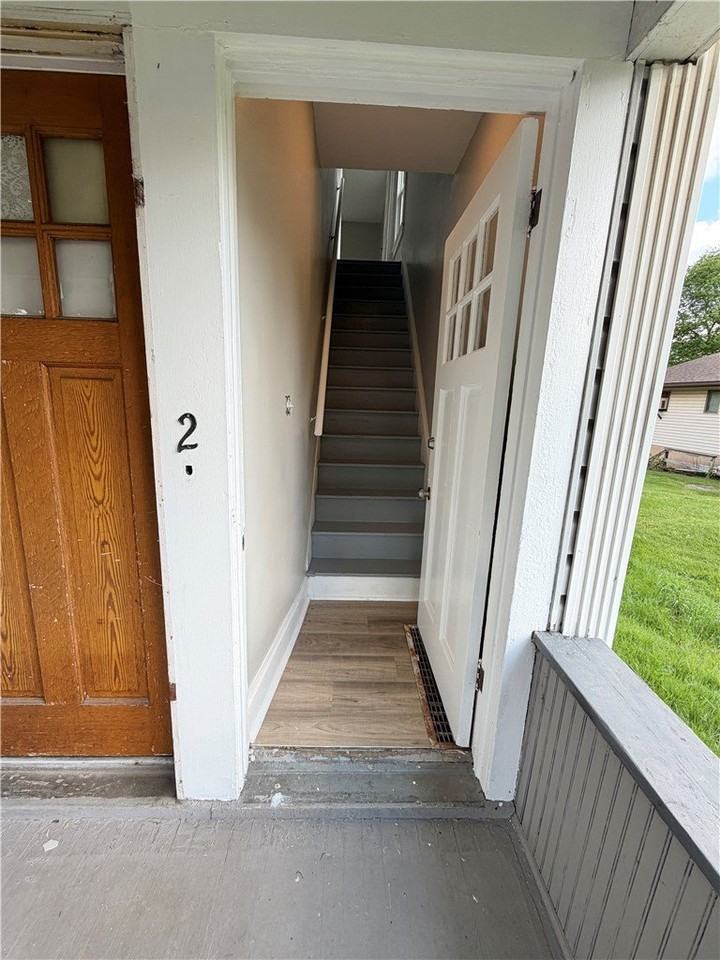 422 Glen Ave #2 - Photo 3 of 21