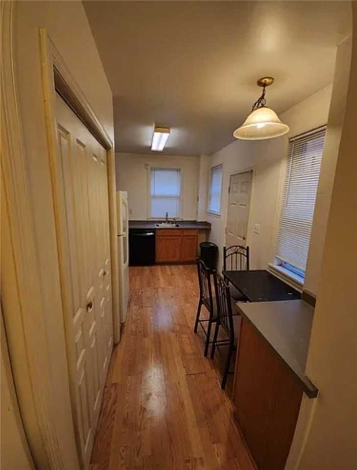158 Chesterfield Rd - Photo 3 of 12