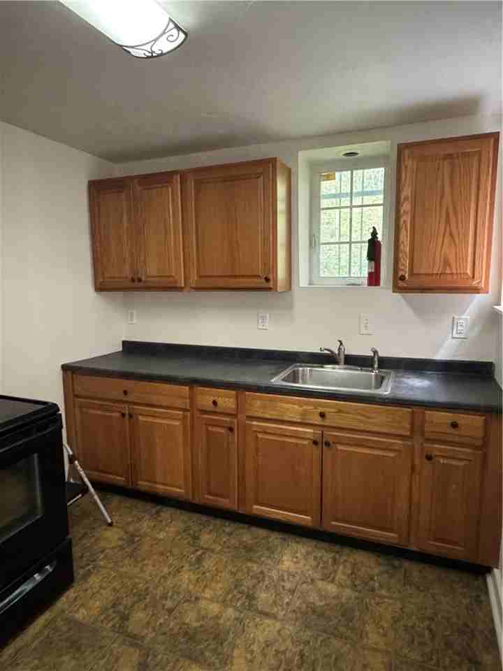 209 Chesterfield Rd - Photo 5 of 19