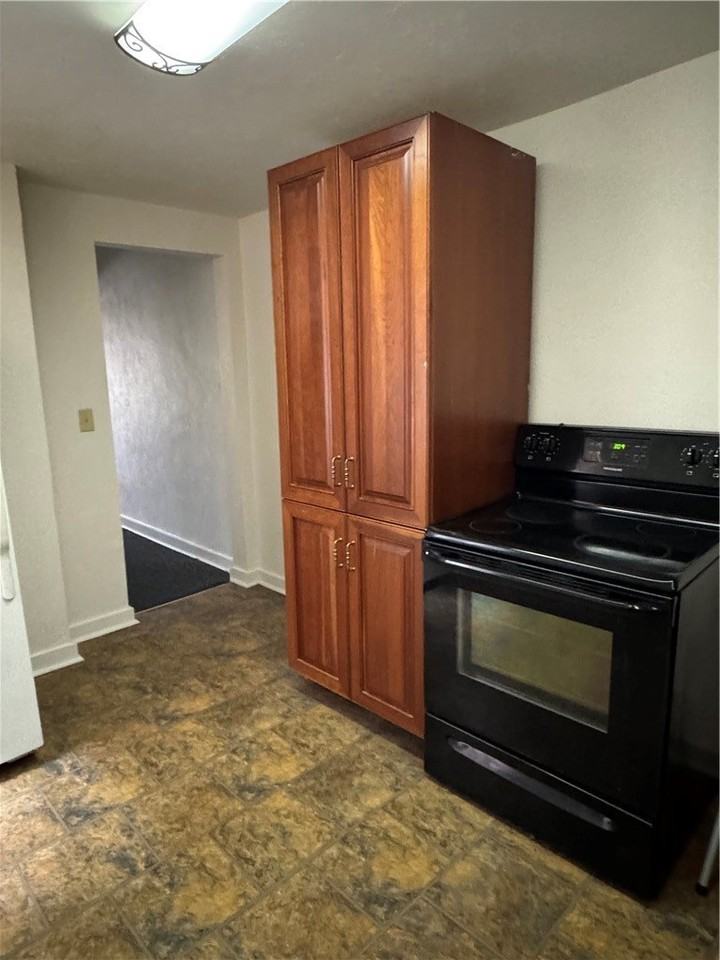 209 Chesterfield Rd - Photo 6 of 19
