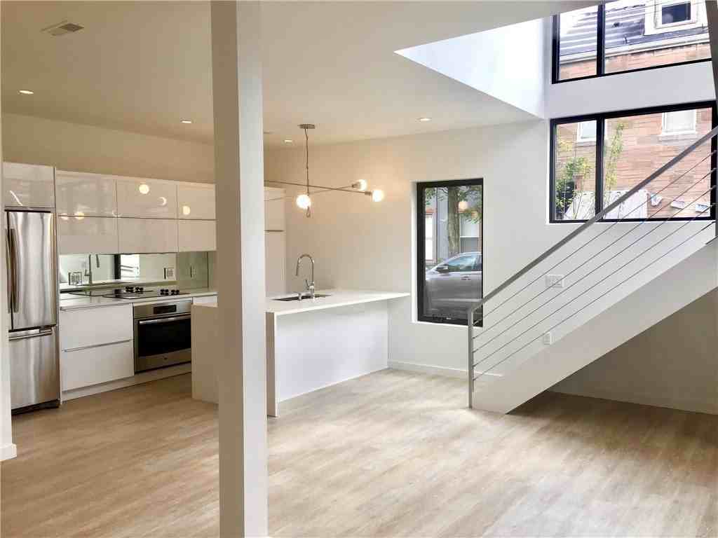 110 S 15th St #1 - Photo 3 of 14