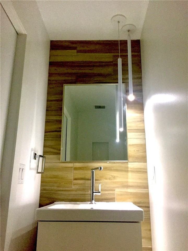 110 S 15th St #1 - Photo 5 of 14