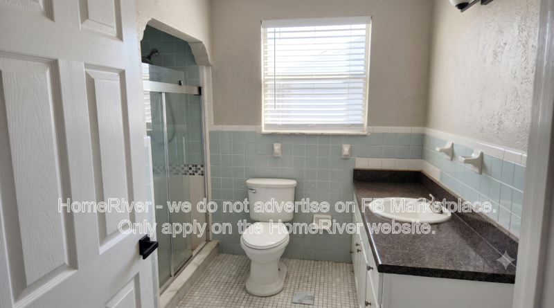 1506 E 18th Ave #1 - Photo 2 of 9