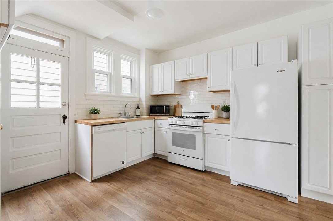 2651 Pioneer Ave - Photo 5 of 14