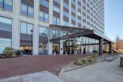 320 Fort Duquesne Blvd #8M - Photo 1 of 1