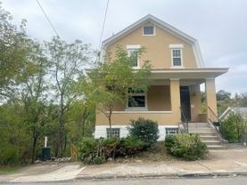 358 Pointview Rd - Photo 1 of 1