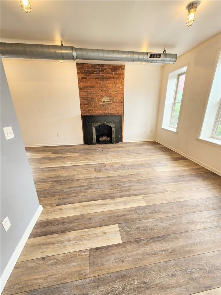 5326 Butler St #2 - Photo 2 of 7