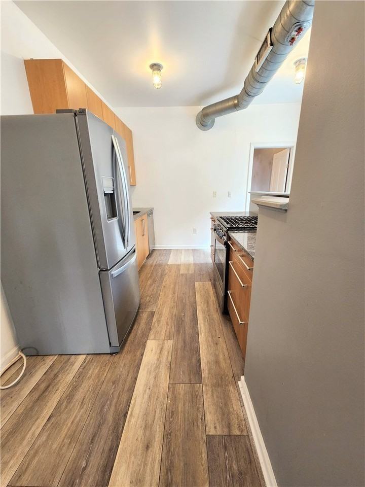 5326 Butler St #2 - Photo 4 of 7