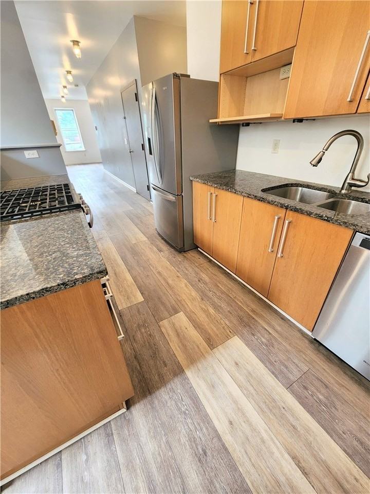 5326 Butler St #2 - Photo 5 of 7