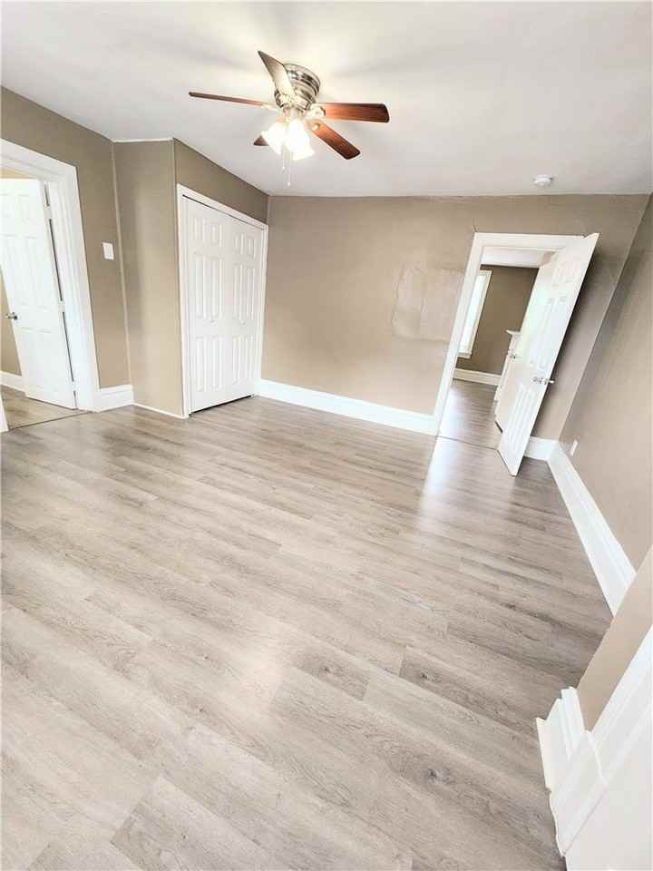 1210 Maple Ave #1 - Photo 4 of 4