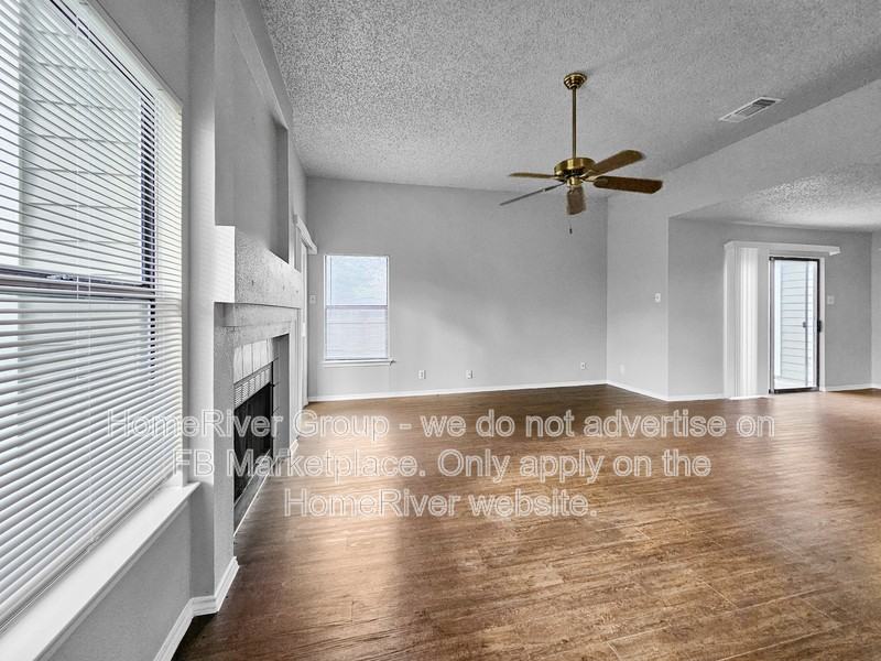 7112 Beech Trail Dr - Photo 3 of 19