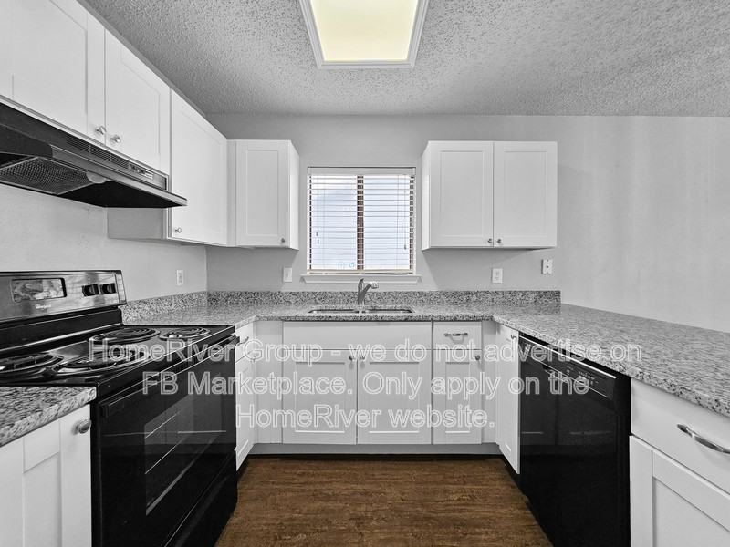 7112 Beech Trail Dr - Photo 4 of 19