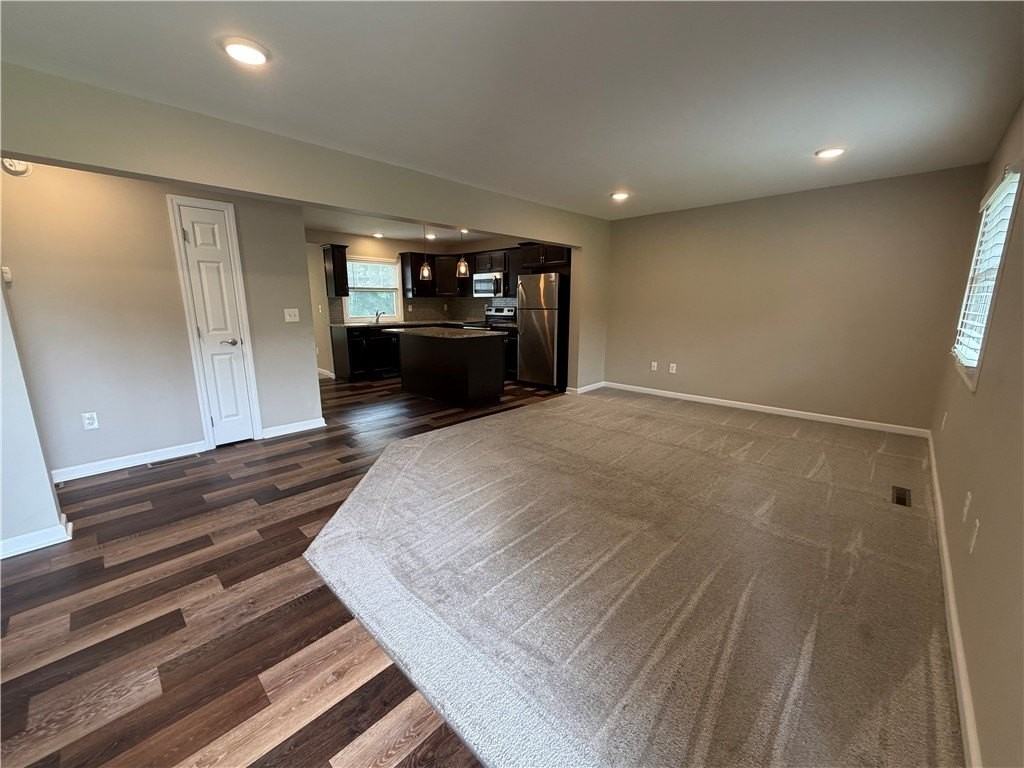 99 Mackall Dr - Photo 2 of 16