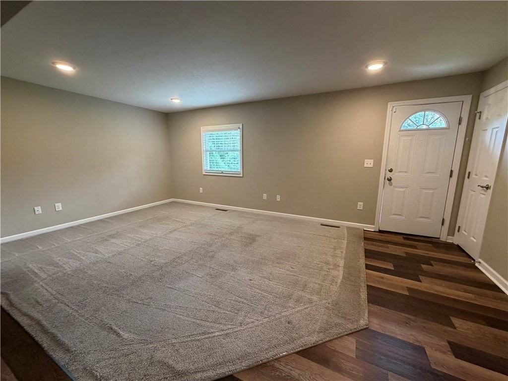 99 Mackall Dr - Photo 4 of 16