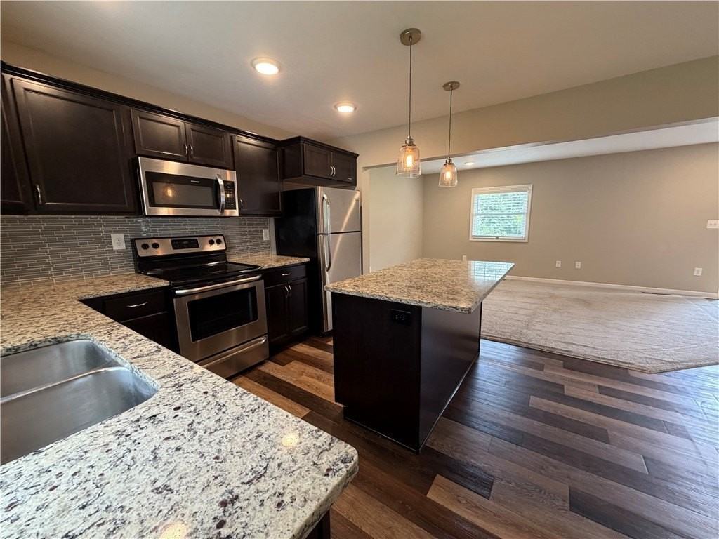99 Mackall Dr - Photo 6 of 16
