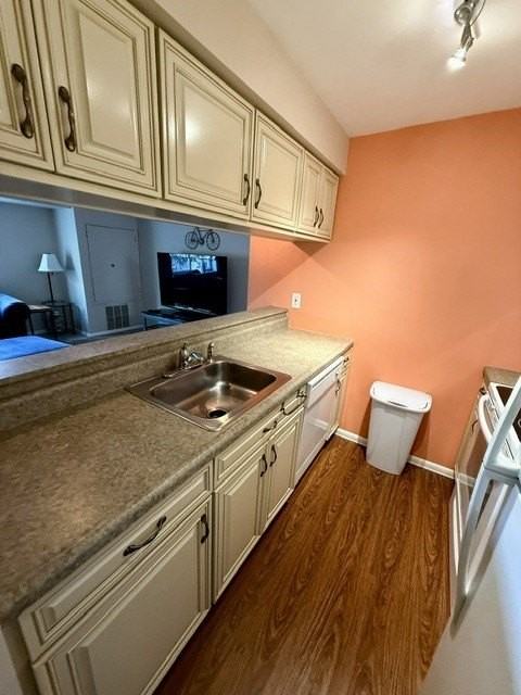 1001 Grandview Ave #508 - Photo 2 of 29