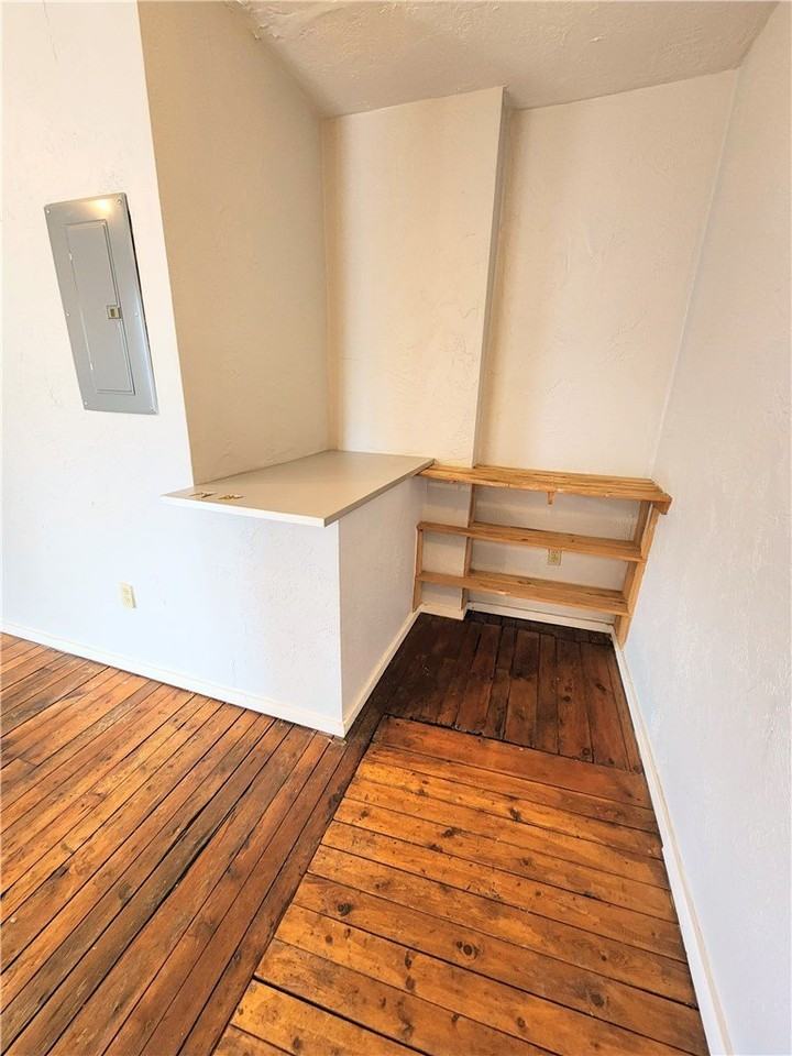 4901 Penn Ave #5 - Photo 4 of 7