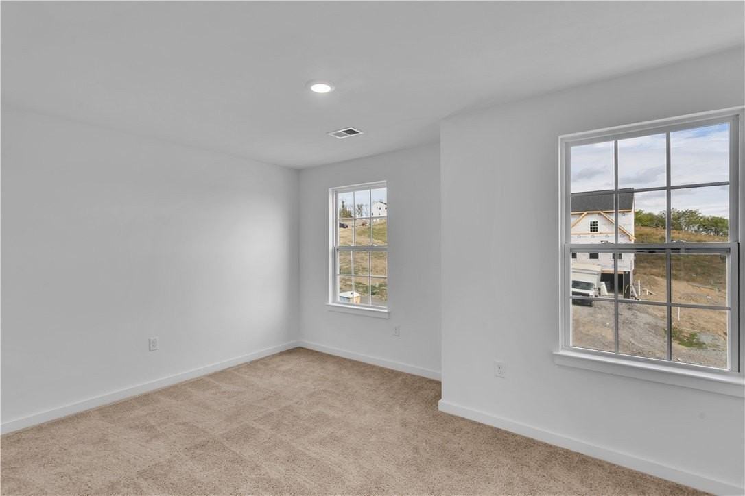 315 William Dr - Photo 3 of 26