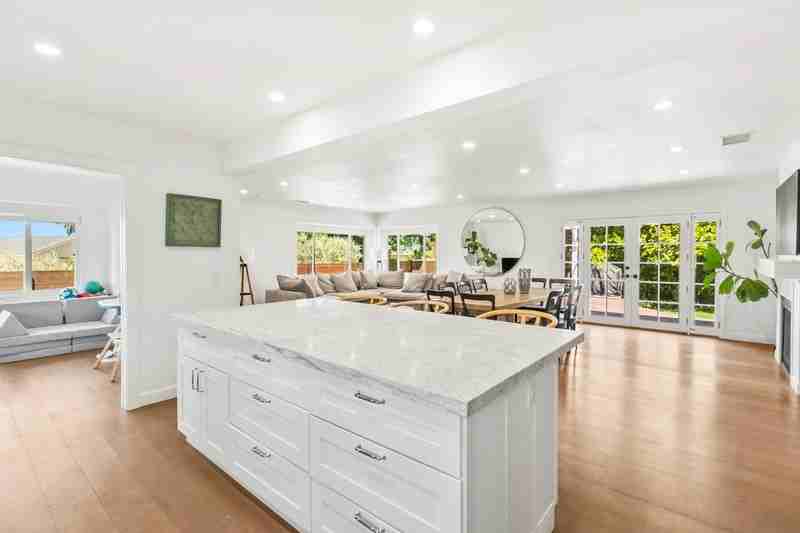 2691 Palomino Cir - Photo 2 of 14