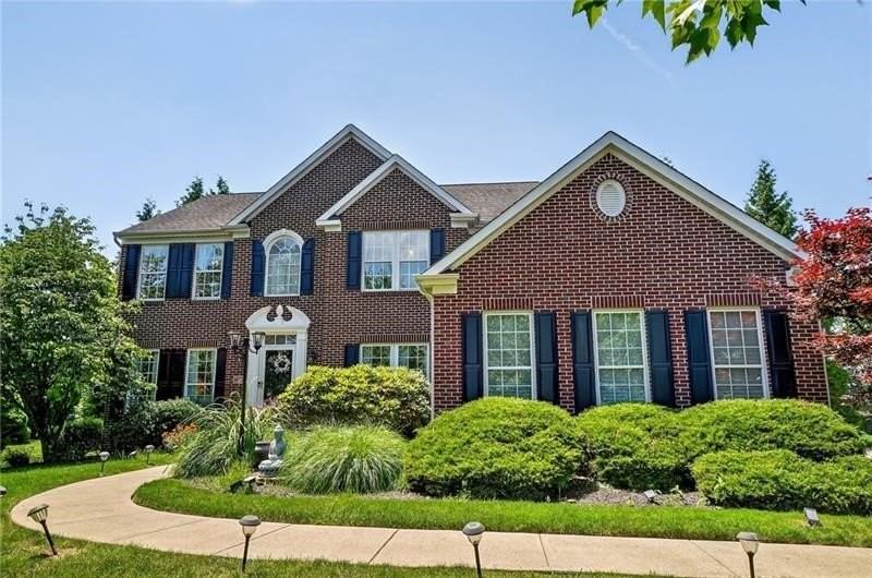 1403 N Shevlin Ct