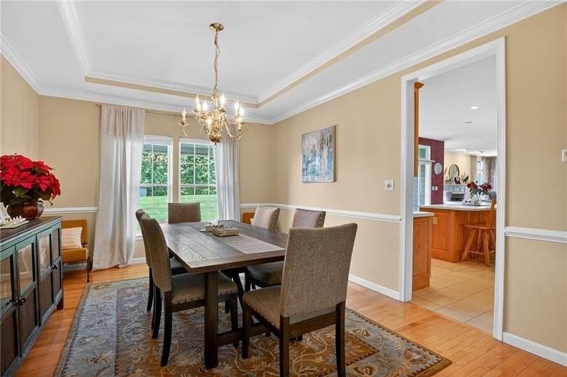 1403 N Shevlin Ct - Photo 7 of 25