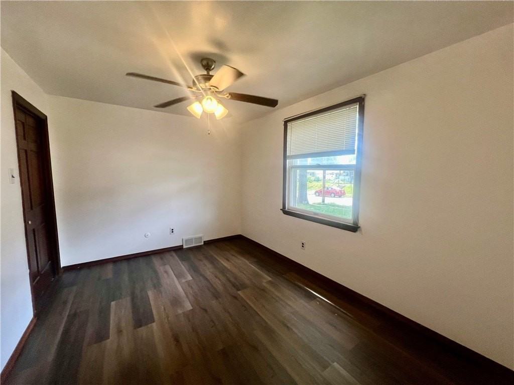 419 E Fairmont Ave - Photo 6 of 7