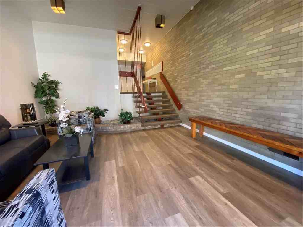 53 Academy Ave #404 - Photo 5 of 26