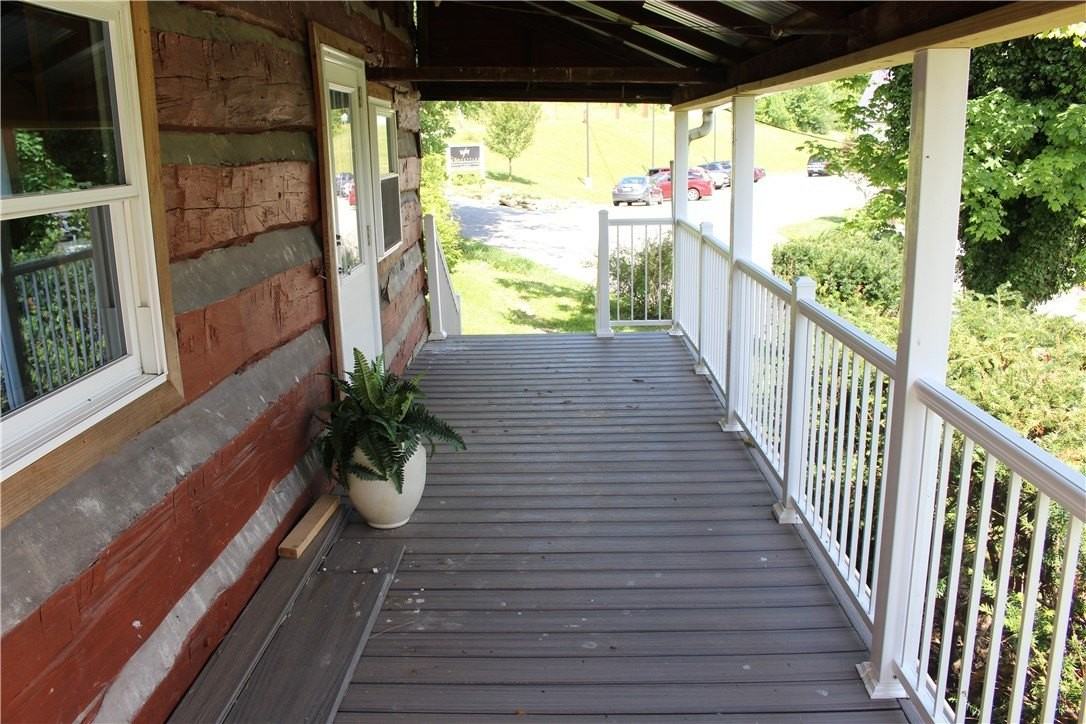 97 Wonsettler Rd - Photo 4 of 33