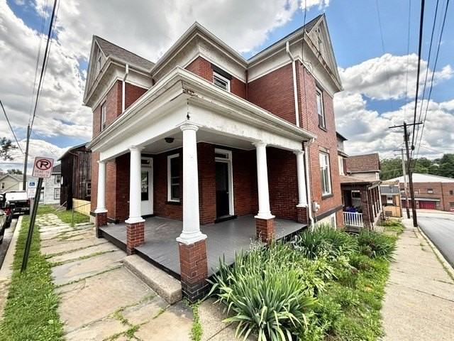 18 Observatory St - Photo 2 of 16