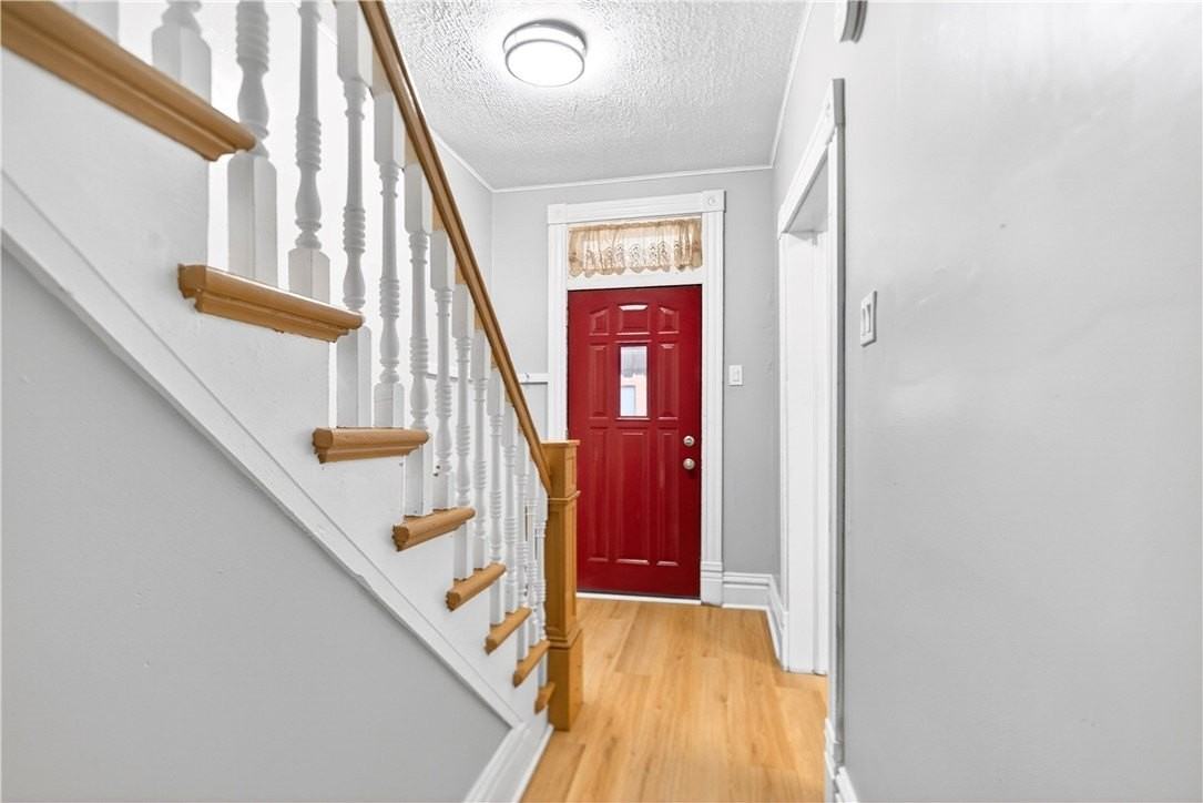 410 Kendall St - Photo 3 of 45