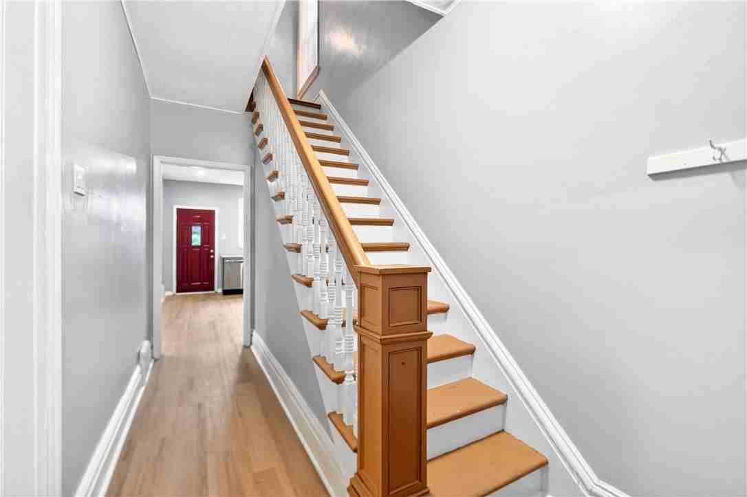 410 Kendall St - Photo 5 of 45
