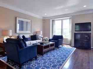420 Fairmont Dr - Photo 3 of 15