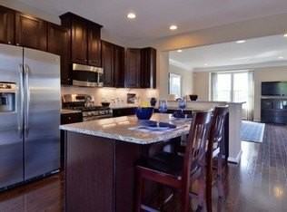 420 Fairmont Dr - Photo 5 of 15