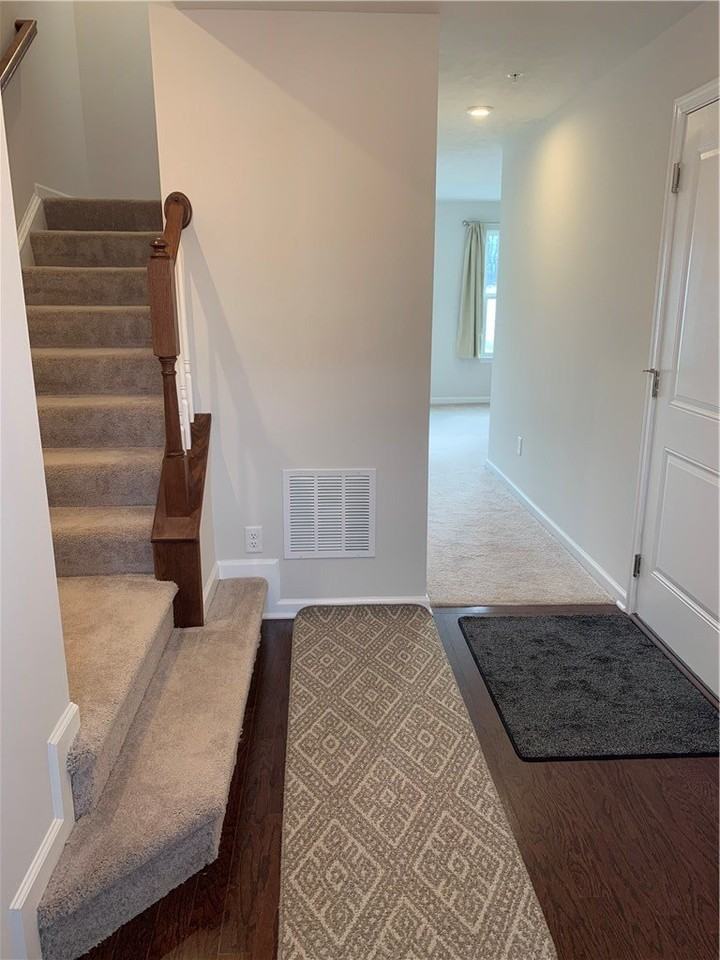 2027 Cade Dr - Photo 2 of 17