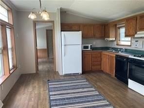 198 Wilson Ln - Photo 4 of 21