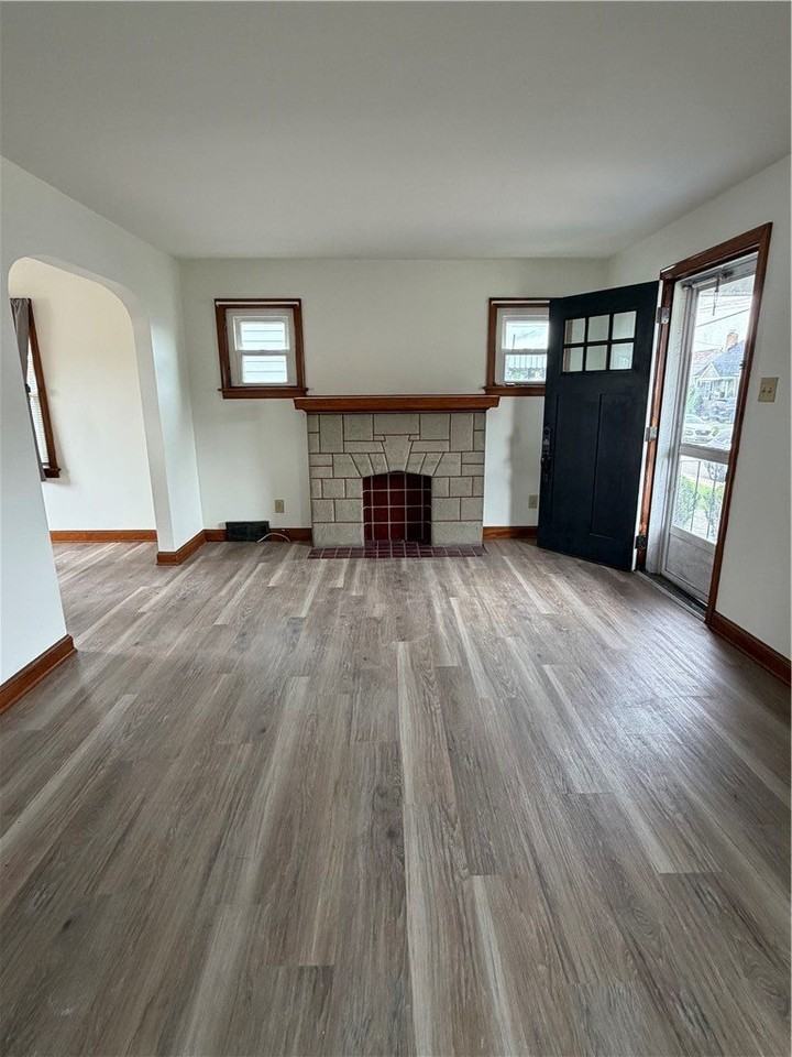 2515 Sunset Ave - Photo 4 of 26