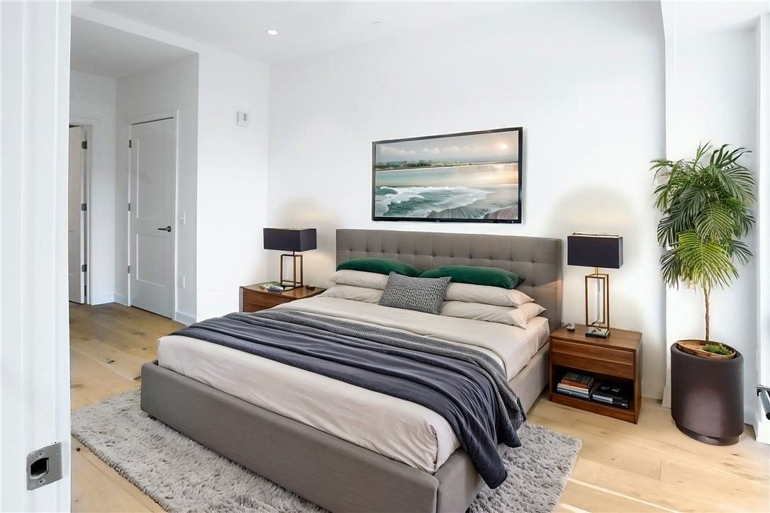 2330 Penn Ave #202 - Photo 4 of 36