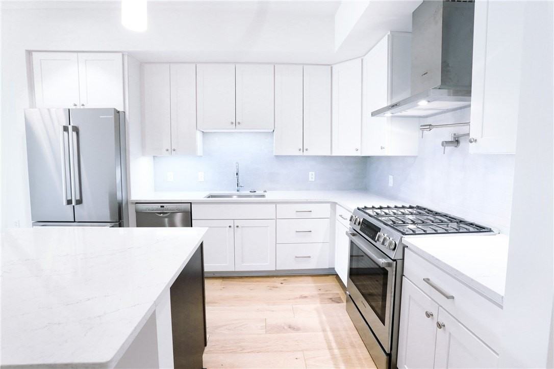 2330 Penn Ave #202 - Photo 5 of 36