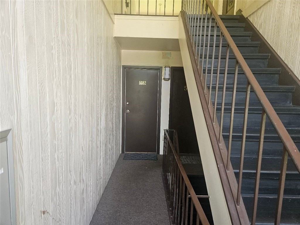 5082 Sanlin Dr - Photo 2 of 12