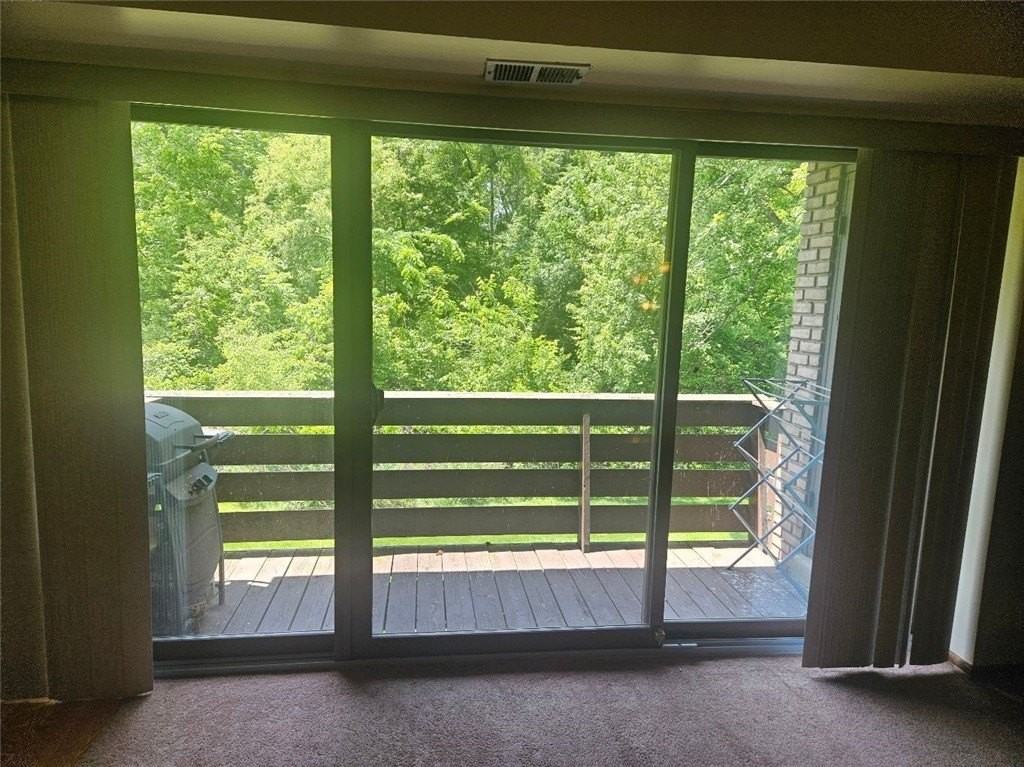5082 Sanlin Dr - Photo 6 of 12